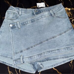 AKIRA Light Blue Denim Asymmetrical Skort Shorts